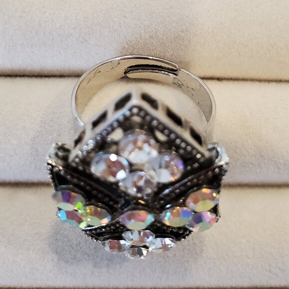 Vintage Maltese Cross Ring Iridescent Aurora Borealis & Clear Rhinestone Sparkly - Picture 5 of 6